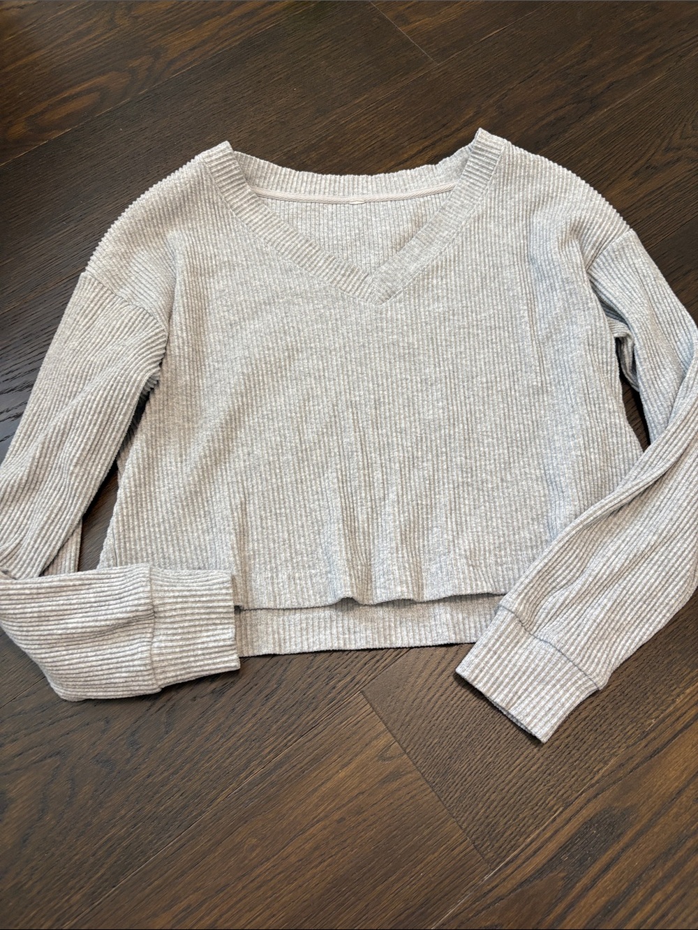 Alo sweater